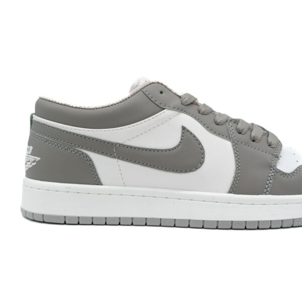 کتونی جردن 1 سفید طوسی مردانه