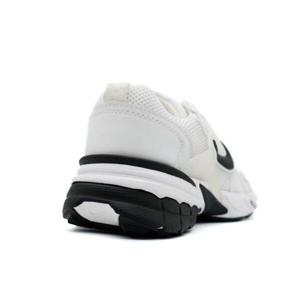 کتونی نایک V2K سفید مشکی سایز 47