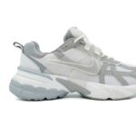 نایک V2K سفید طوسی ست زوج