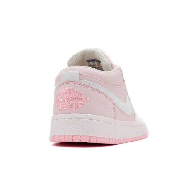 کتونی جردن وان صورتی سفید