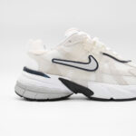 کتونی نایک V2K سفید زنانه