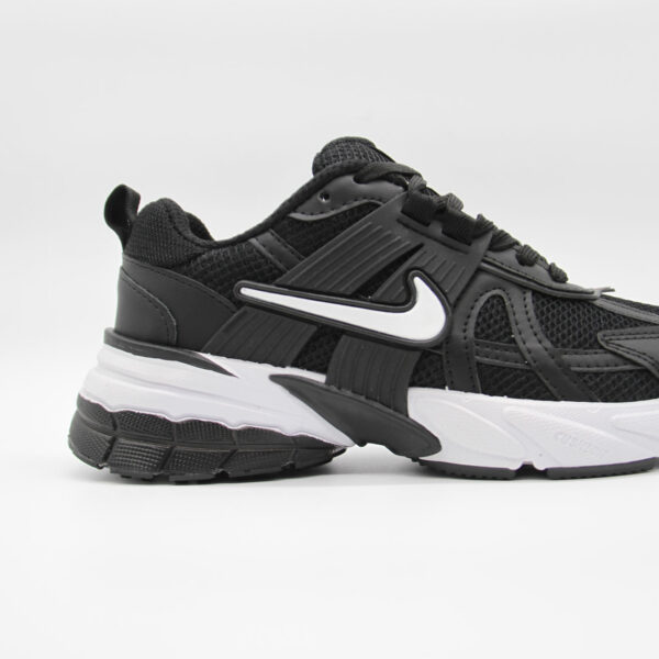 کفش اسپرت نایک V2K مشکی سفید