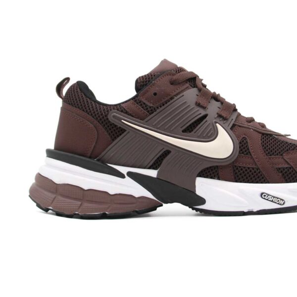 کتونی نایک V2K قهوه ای سایز 45