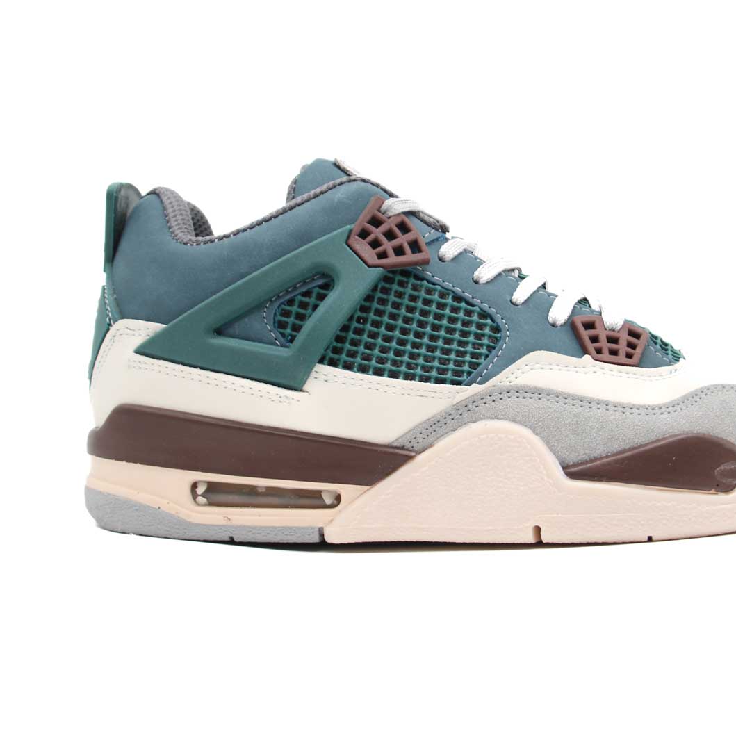 کتونی جردن 4 کرم سبز سایز 45