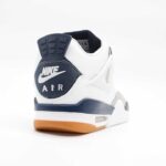 کتونی جردن 4 سفید سرمه ای طوسی سایز 47