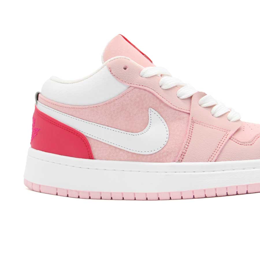 کتونی جردن 1 صورتی سرخابی زنانه